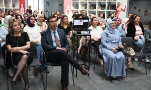 aile-hekimleri-once-soylesi-yapti-sonra-tarihte-yolculuga-cikti-DFDWymN1.jpg