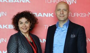 akbank-ve-turkishwin-is-birliginde-binyaprak-kadin-girisimci-mentorluk-programi-basladi-8YuXdaDE.jpg