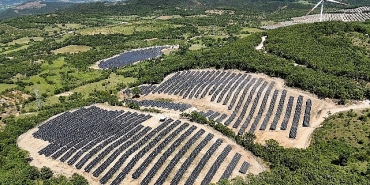 akfen-yenilenebilir-enerji-tamami-temiz-kaynaklardan-enerji-uretiminde-828-mwlik-kurulu-guce-ulasti.jpg