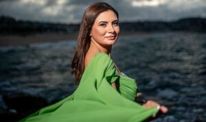 asli-sahinden-yeni-tekli-kusturdun-sen-jAFjY8GN.jpg