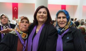 aydin-buyuksehir-belediye-baskani-ozlem-cercioglu-duzenlenen-kahvaltida-kadinlarla-bir-araya-geldi-sil5BEKI.jpg