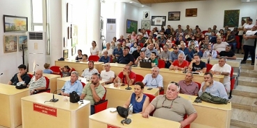 baskan-devecilerden-halkci-ve-uretim-odakli-karar.jpg