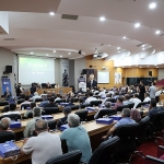 baskan-muhittin-bocek-ciftcilerle-bir-araya-geldi.jpg