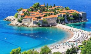 bayram-oncesi-tatil-firsatlariyla-turizmde-sezona-hizli-acilis-yFwxFZpM.jpg