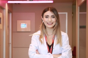 bebekle-kurulan-bag-bebegin-dunyasini-sekillendiriyor.jpg