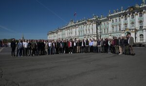 bienin-en-iyileri-st-petersburgta-bulustu-AYNkhzda.jpg