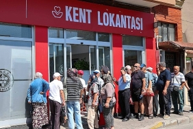 bir-ekmek-15-lira-bucada-4-cesit-yemek-50-lira.jpg
