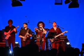 can-gox-manisalilara-unutulmaz-bir-gece-yasatti.jpg