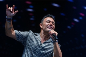 cim-konserlerinde-mustafa-sandal-coskusu.jpg