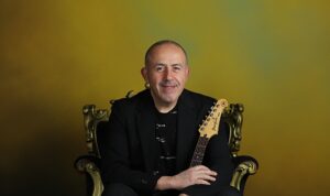 crr-subatta-12-konserle-muzikseverlerle-bulusuyor-NbI3LrZC.jpg