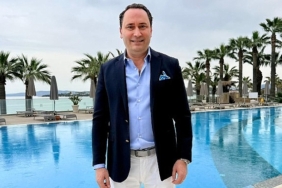 dunya-turizm-ve-mice-sektorunun-en-prestijli-etkinliklerini-duzenleyen-dream-project-ceosu-ve-yonetim-kurulu-uyesi-volkan-atamandan-cesme-icin-marka-destinasyon-mesaji.jpg