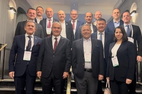 ege-kuru-meyve-ve-mamulleri-ihracatcilari-birligi-turk-kuru-meyve-sektorunu-2025-inc-kongresinde-temsil-edecek.jpg
