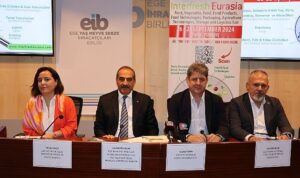 egeli-yas-meyve-sebze-ihracatcilarinin-ayagina-fuar-geldi-6hXEwGPQ.jpg