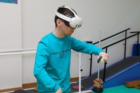 engelsiz-yasam-merkezinde-fizik-tedaviye-sanal-gerceklik-destegi.jpg
