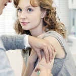 Ergenlik Dönemi Aşılamaları İhmal Edilebiliyor!