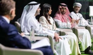 gcc-turizm-yetkilileri-atm-2024te-bir-araya-gelirken-turizmin-bu-yil-bae-gsyihsinin-12sini-wkevVrHu.jpg