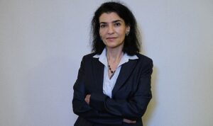 goz-kapaklarindaki-gecmeyen-yaralara-dikkat-goz-kanseri-olabilir-bUDd8YQM.jpg