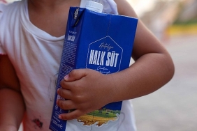 halk-sut-projesiyle-on-binlerce-minige-temel-destek.jpg