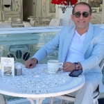 İş insanı Özgür Aparanoğlu:  Avantgarde içecek markamızla ‘sanatsal ruhlara’ hitap ediyoruz.