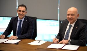 istinye-universitesinde-yatirim-finansman-ile-borsa-ve-yatirim-uygulamalari-dersi-aciliyor-nPEj86Xn.jpg