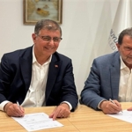 izdenizde-imzalar-atildi.jpg