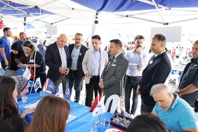 kucukcekmece-belediyesi-istihdam-fuarinin-ikincisini-duzenledi.jpg