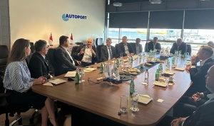 litvanya-liman-hizmetleri-sirketleri-derneginden-autoporta-ziyaret.jpg