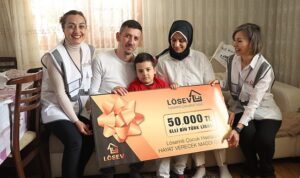 losevin-karsiliksiz-ihtiyac-cekleri-kanser-hastalarina-merhem-oluyor-69Ly8CN6.jpg