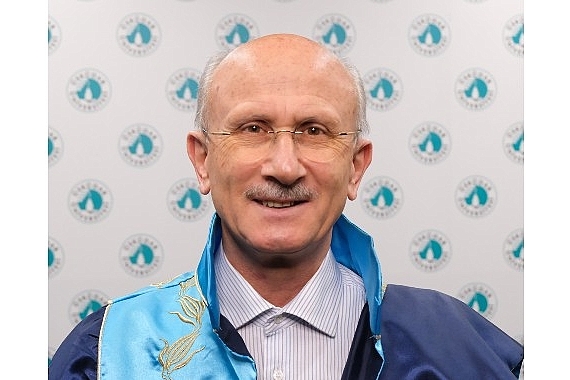 mevlid-kandili-peygamberimize-sevgimizi-tazelemek-icin-bir-vesile.jpg