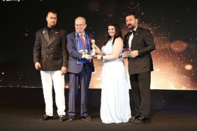 mine-topbas-kadinlarin-hayatini-yapay-zeka-ve-girisimcilikle-donusturuyor.jpg