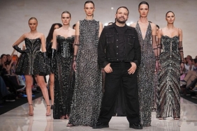 murat-acar-defilesinde-mermer-podyumda-moda-resitali.jpg