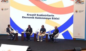 netflix-turkiyede-13-binden-fazla-kreatif-sektor-calisanina-istihdam-sagladigini-acikladi-EB4ya6Jb.jpg