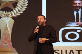 odullere-doymayan-basarili-yapimci-suat-yanca-bir-buyuk-odul-daha.jpg