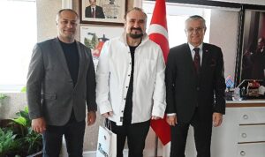 opera-sanatcisi-hakan-aysevden-baskan-topalogluna-ziyaret-QCTZKH2K.jpg