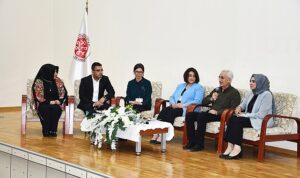otizm-farkindaligini-artirma-adina-harran-universitesinden-guclu-bir-adim-otizm-paneli-S6Y7iKWQ.jpg