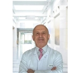 Robotik cerrahi titreyen elleri ortadan kaldırıyor