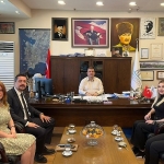 seferihisarda-adli-yardim-hizmeti-icin-is-birligi-basladi.jpg