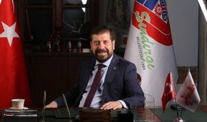 sindirgi-belediye-baskani-ekrem-yavas-4-donem-icin-adayligini-acikladi-ve-yeni-projeleriyle-heyecan-sHQnbTKY.jpg