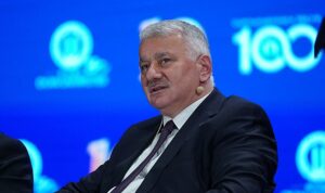 thy-genel-muduru-bilal-eksi-sayin-buyukelci-birlikte-helva-yapmanin-zamani-gelmistir-jwerDX4q.jpg