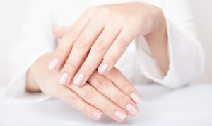 tirnaklarda-8-onemli-hastalik-sinyali-bwN6PAp2.jpg