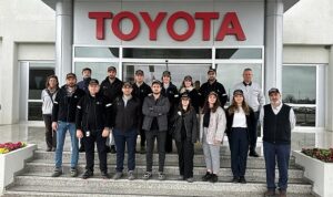 toyota-otomotiv-sanayi-turkiye-once-bagis-sonra-fabrika-turu-projesine-kaldigi-yerden-devam-ediyor-5rBJFbSv.jpg
