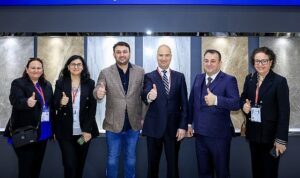 turk-dogal-tas-ihracatcilari-cinden-basariyla-dondu-zmmIBnXv.jpg