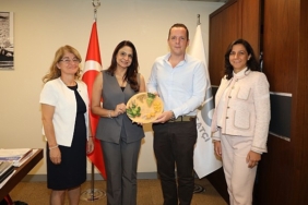 Türk Kuru Meyve Sektöründen Hindistan’a Ticaret Atağı