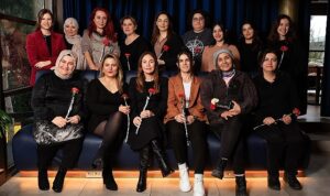 uber-sektorde-sayisi-cok-az-olan-kadin-taksi-suruculerini-destekliyor-eVxbZ3Zy.jpg