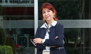 uzmani-uyardi-siyasi-partiler-secim-kampanyalarini-itidalli-bir-sekilde-yurutmeli-I2mXeuC7.jpg