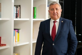 world-medicine-yukselisini-surduruyor.jpg