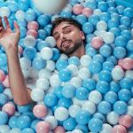 Yazın habercisi tekli; SEFO’dan ‘Yanıbaşımda’ şimdi yayında!