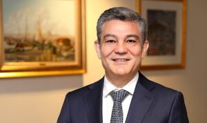 zurich-liderlik-ekibini-atilla-benli-ile-daha-da-guclendiriyor-XdBwGmF2.jpg